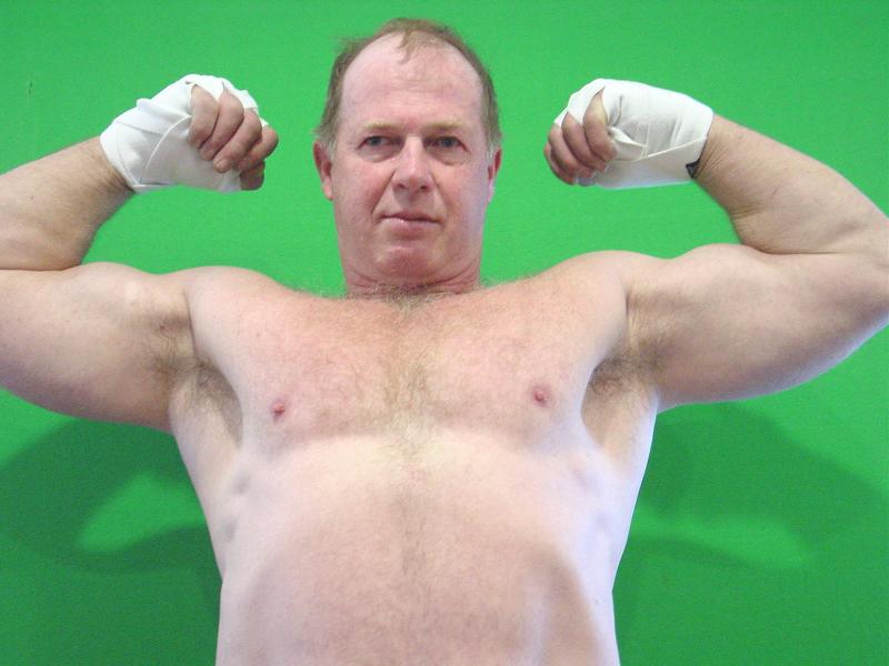 silver daddie bear seeks training workout buddies